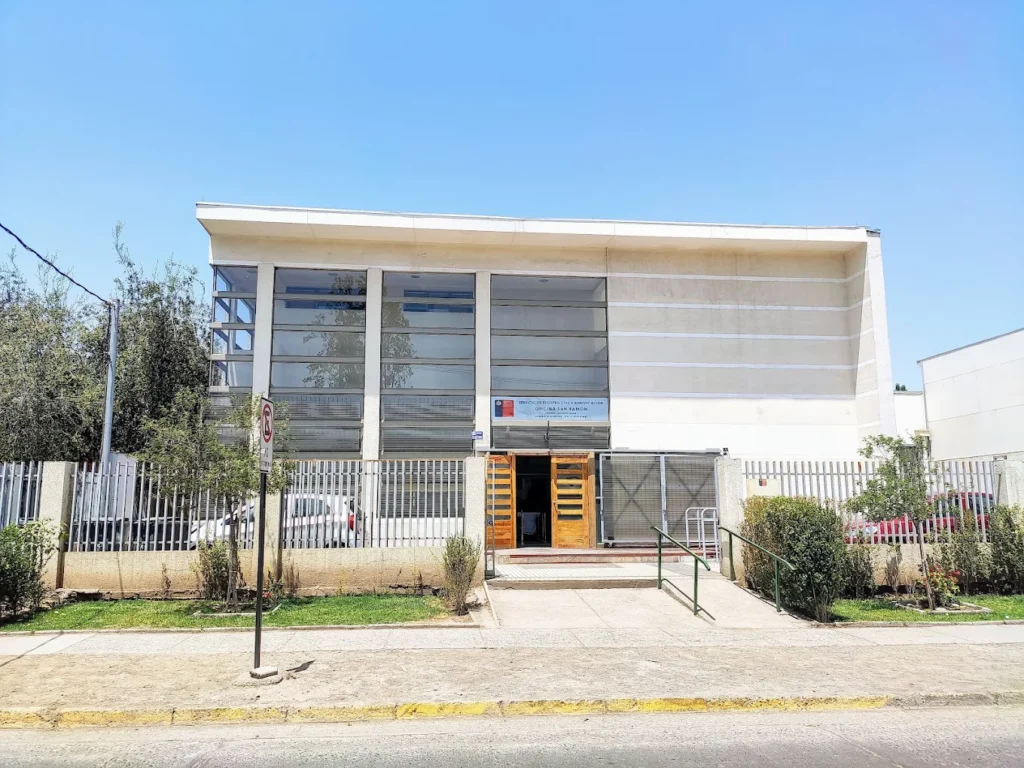 Fachada de la Oficina del Registro Civil en San Ramón