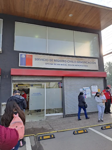 Fachada de la Oficina del Registro Civil en San Miguel