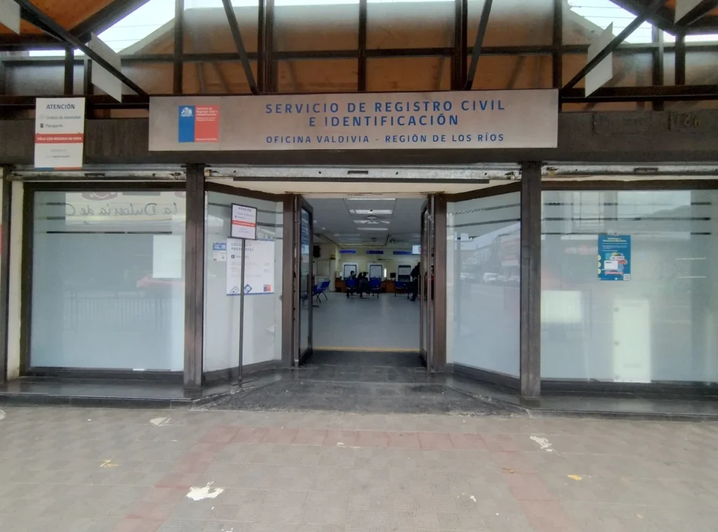 Fachada de la Oficina del Registro Civil en Valdivia