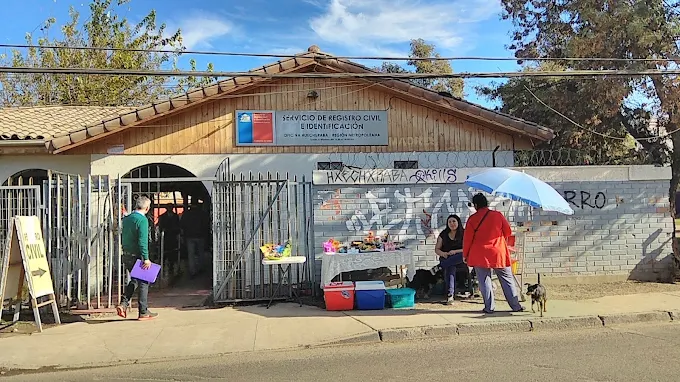 Fachada de la Oficina del Registro Civil en Huechuraba