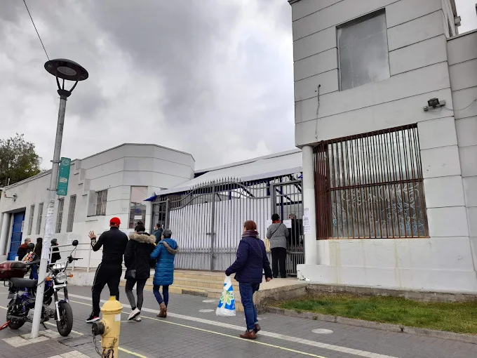 Fachada de la Oficina del Registro Civil en Puente Alto