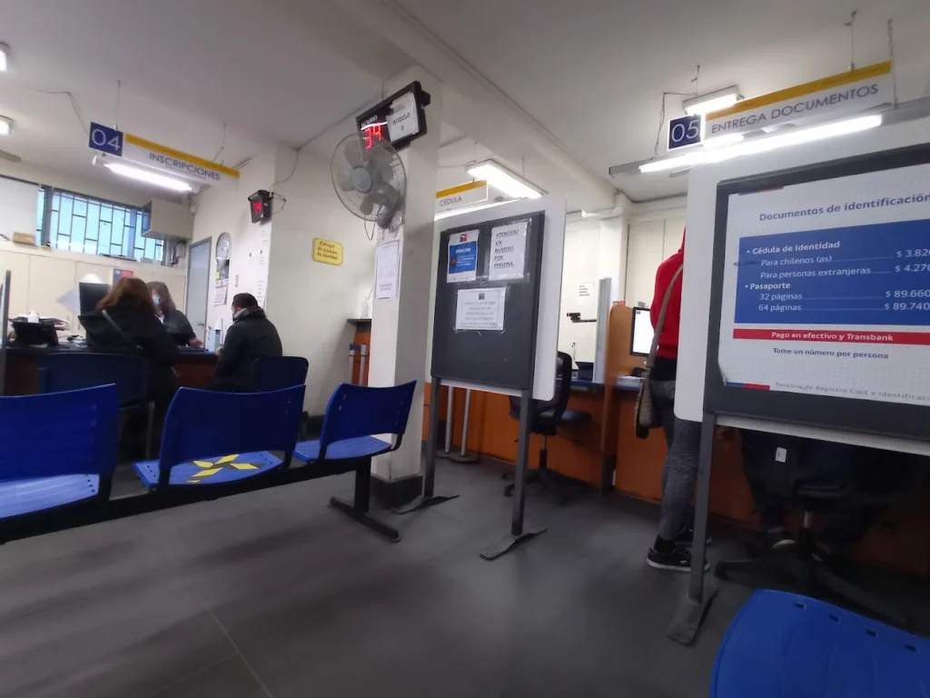 Fachada de la Oficina del Registro Civil en Talagante