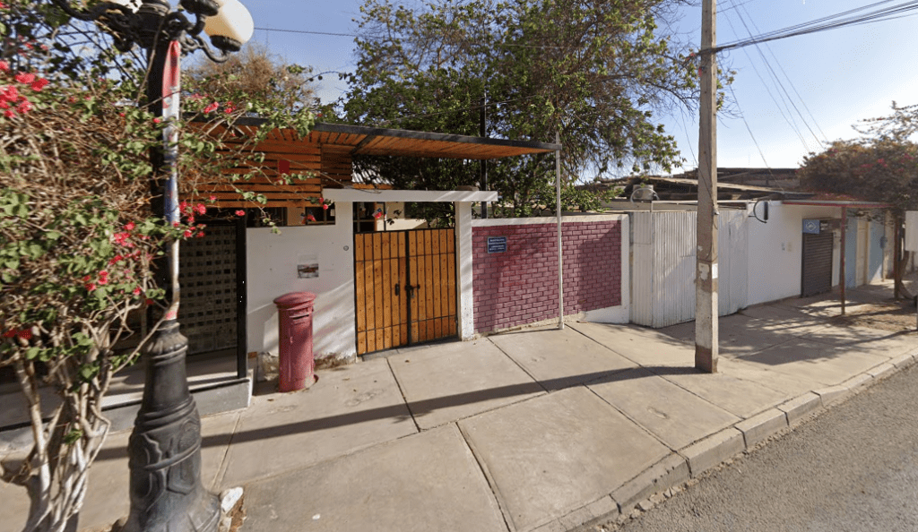 Fachada de la Oficina del Registro Civil en Pica