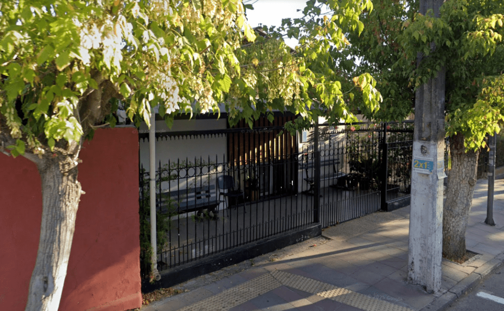 Fachada de la Oficina del Registro Civil en El Monte