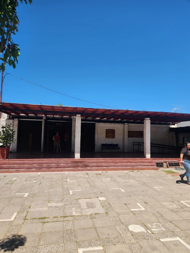 Fachada de la Oficina del Registro Civil en Calera de Tango