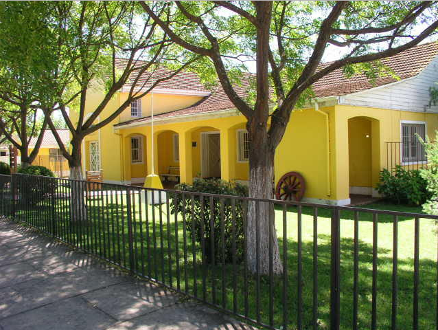 Fachada de la Oficina del Registro Civil en Pelarco